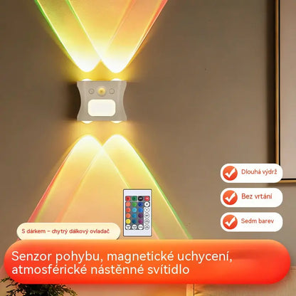 Nástěnné svítidlo s pohybovým čidlem a dálkovým ovládáním